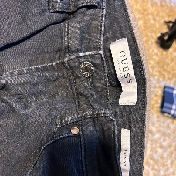 BLACK DENIM SKINNY JEANS - Picture 3 of 3